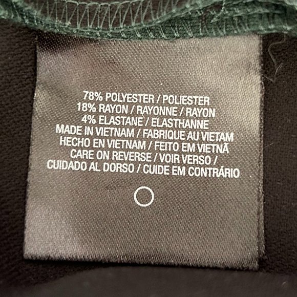 Tahari Awilda Skirt (NWT) - Picture 9 of 9